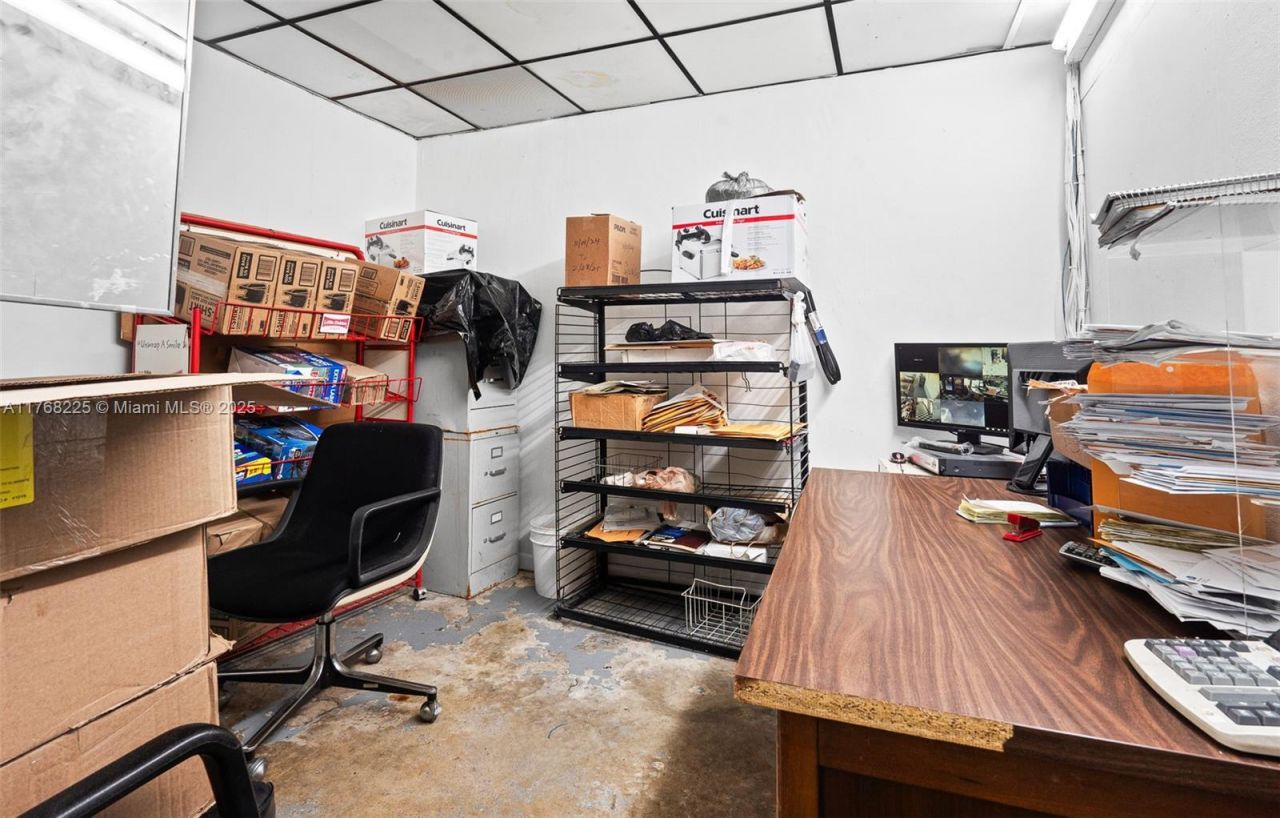 17851 NW 78th Ave, Hialeah, FL 33015 Photo