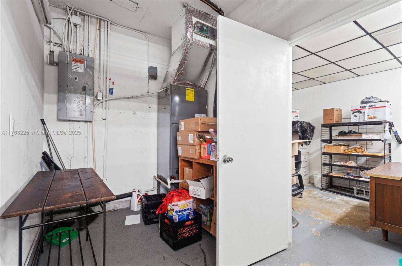 17851 NW 78th Ave, Hialeah, FL 33015 Photo