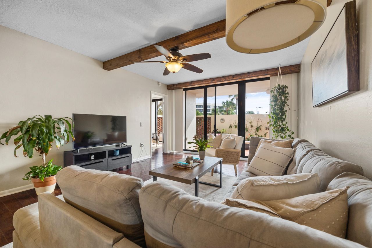 225 Beach Road, Unit 102, Tequesta, FL 33469 Photo