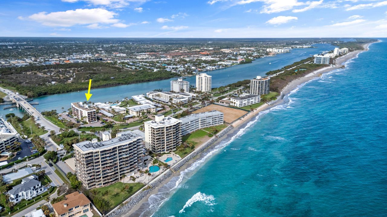 225 Beach Road, Unit 102, Tequesta, FL 33469 Photo