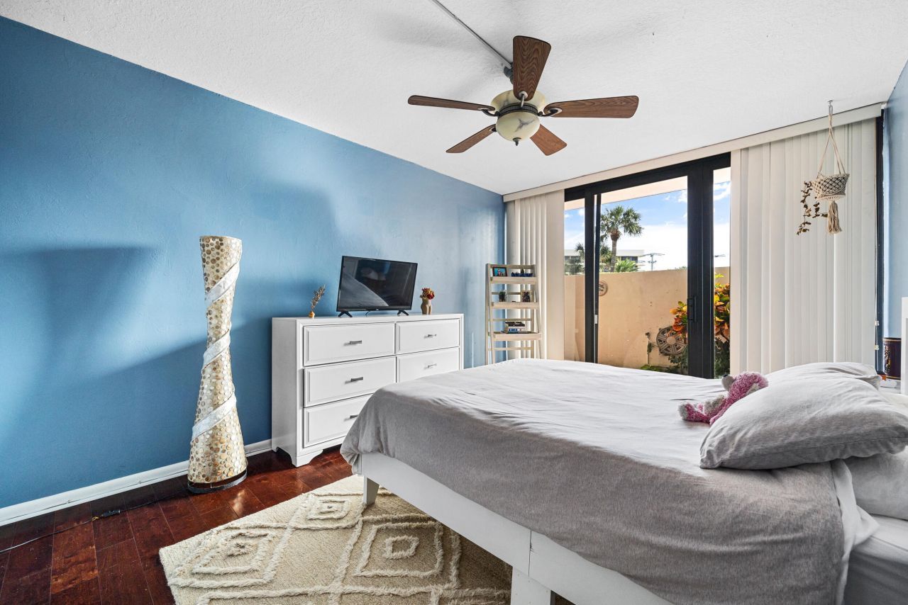 225 Beach Road, Unit 102, Tequesta, FL 33469 Photo