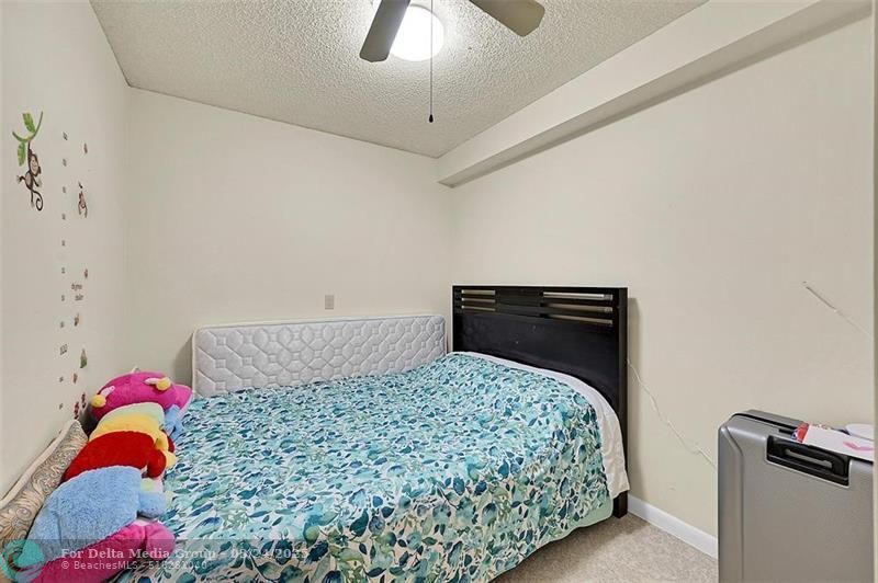 6109 Balboa Circle, Unit 305, Boca Raton, FL 33433 Photo