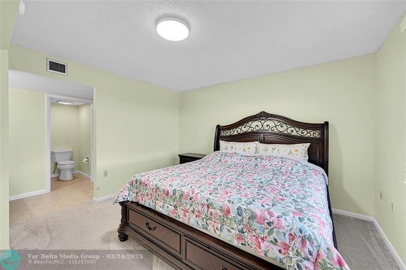 6109 Balboa Circle, Unit 305, Boca Raton, FL 33433 Photo