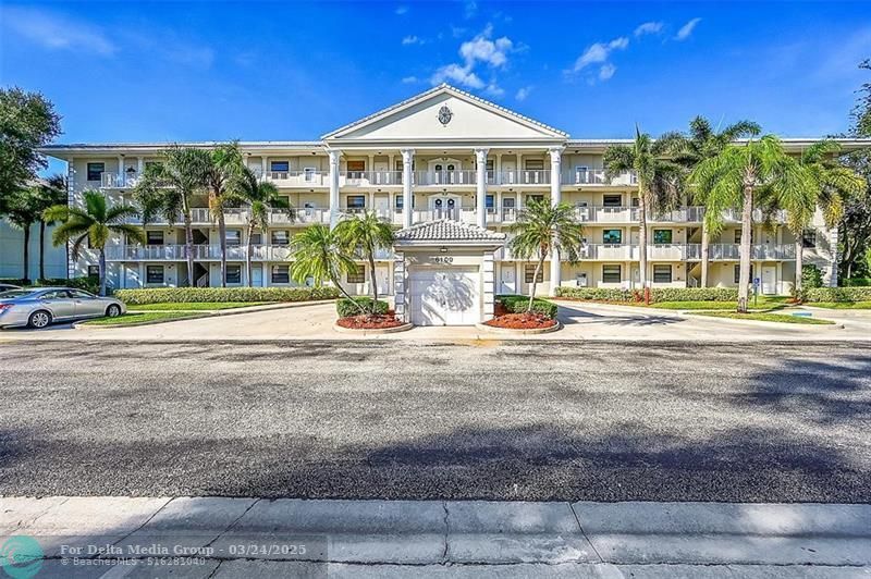 6109 Balboa Circle, Unit 305, Boca Raton, FL 33433 Photo