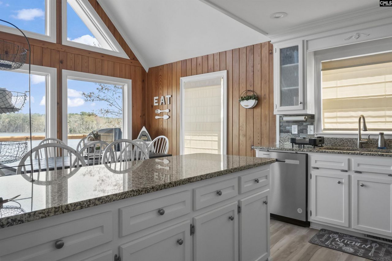 1156 Langford Road Photo 6