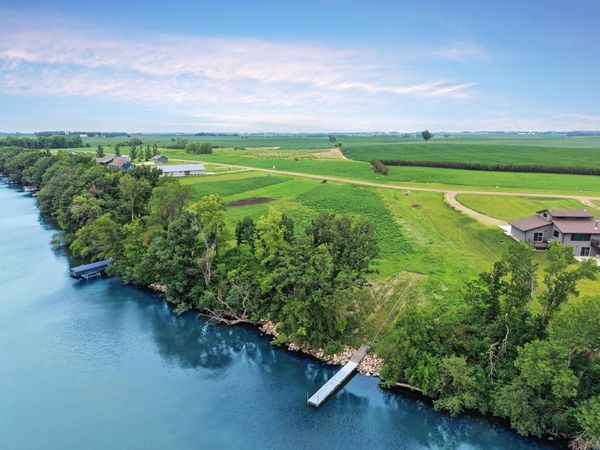 32 JayVee Lane, Garvin, MN 56132