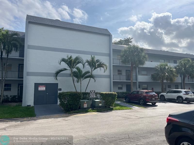 8360 Sands Point Boulevard, Unit 305, Fort Lauderdale, FL 33321 Photo