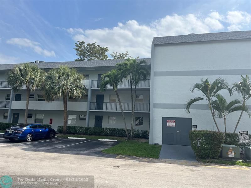 8360 Sands Point Boulevard, Unit 305, Fort Lauderdale, FL 33321 Photo