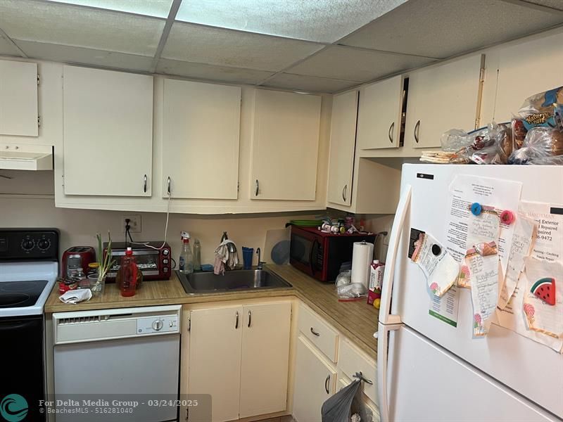 8360 Sands Point Boulevard, Unit 305, Fort Lauderdale, FL 33321 Photo