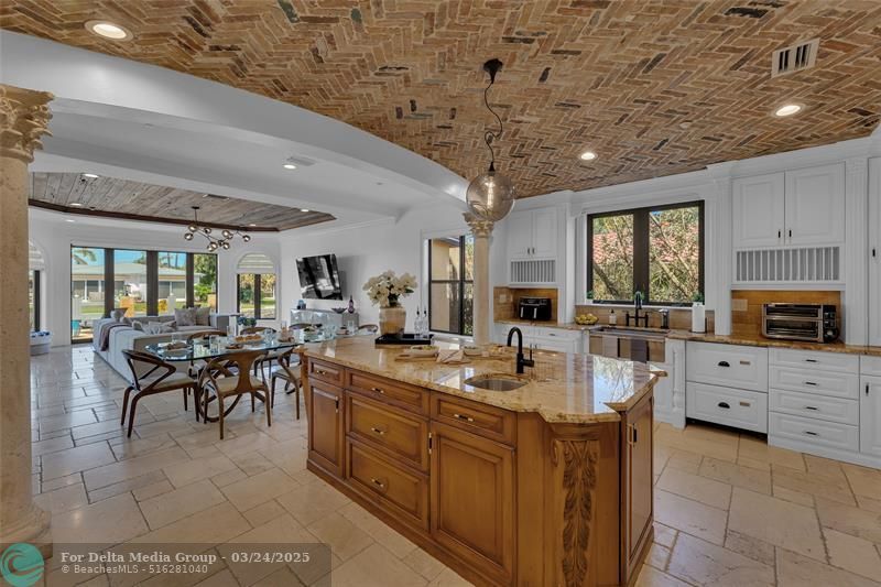 1011 Rhodes Villa Avenue, Delray Beach, FL 33483 Photo