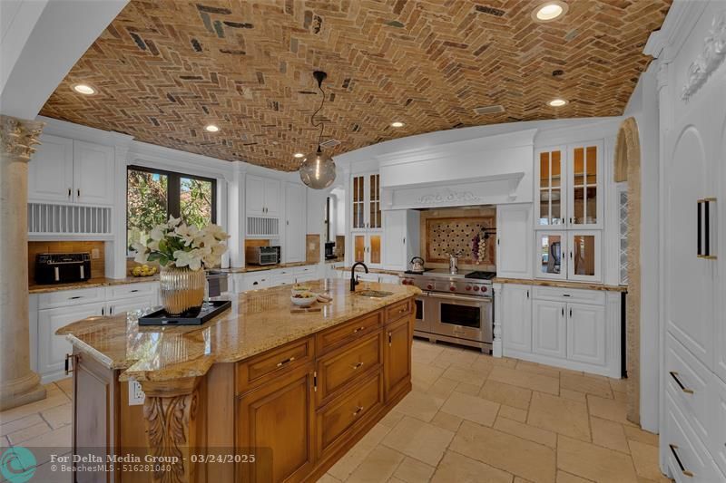 1011 Rhodes Villa Avenue, Delray Beach, FL 33483 Photo