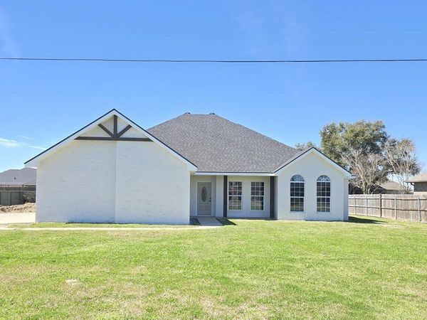 5714 Hemlock Street, Lake Charles, LA 70605