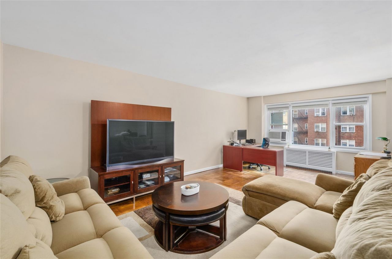 110-45 Queens Blvd, Unit 308, Forest Hills, NY 11375 Main Photo