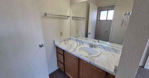 784 Hornet Drive, Gardnerville, NV 89460 Photo