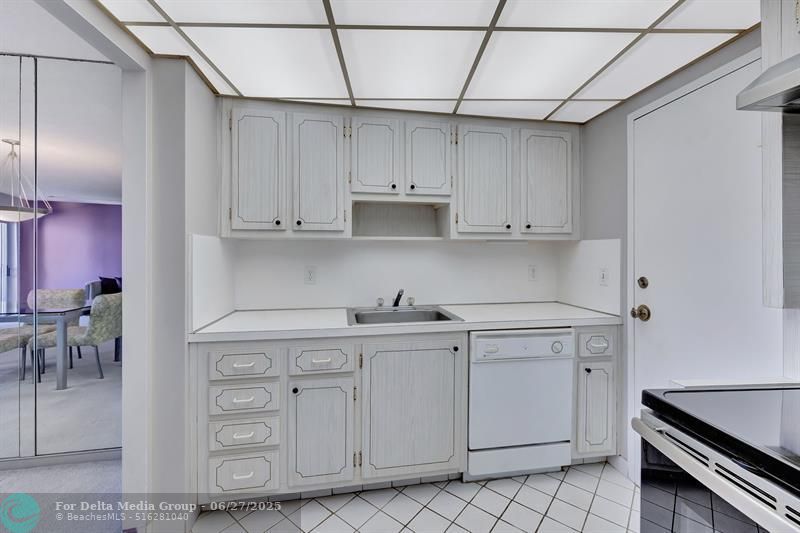 5100 Dupont Blvd, Unit 8J, Fort Lauderdale, FL 33308 Photo