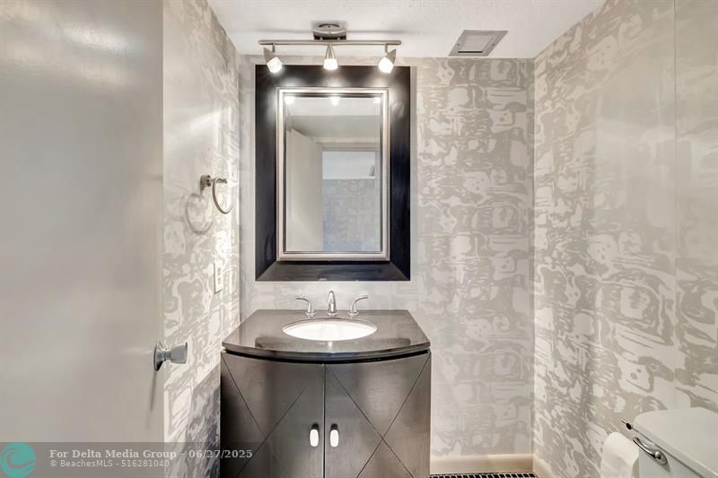 5100 Dupont Blvd, Unit 8J, Fort Lauderdale, FL 33308 Photo