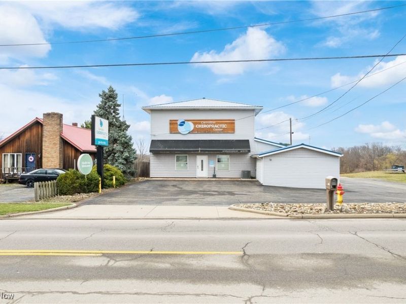 559 Canton Road NW, Carrollton, OH 44615 Photo 2