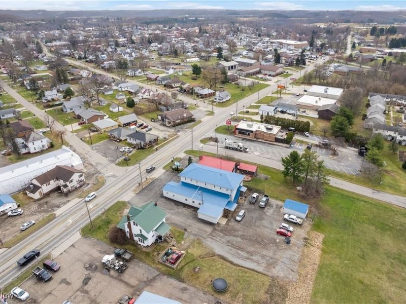 559 Canton Road NW, Carrollton, OH 44615 Photo 9