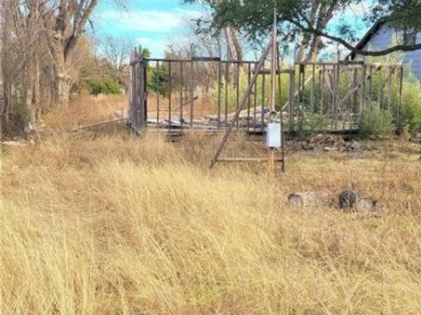 4422 Highland Street, Lancaster, TX 75134