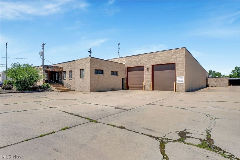 29201 Anderson Road, Wickliffe, OH 44092