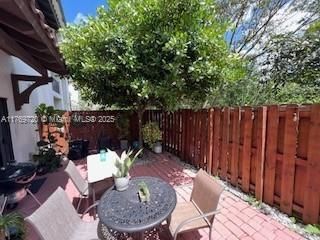 10630 NW 88th St, Unit 103, Doral, FL 33178 Photo