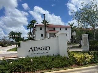 10630 NW 88th St, Unit 103, Doral, FL 33178 Photo