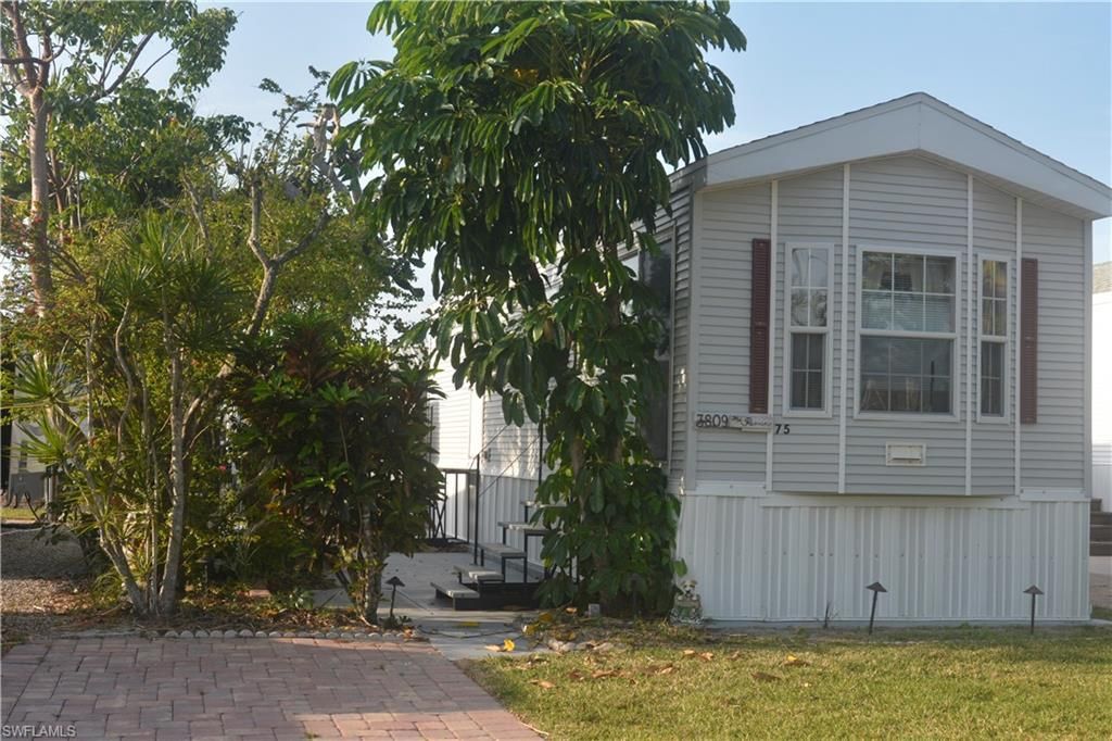 3809 Lemon Twist Loop, Bonita Springs, FL 34134 Photo