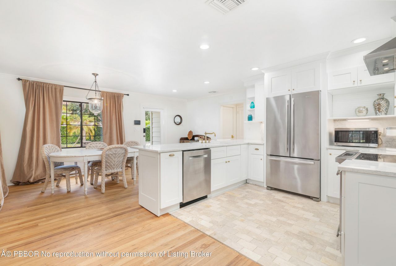 240 Almeria Road, West Palm Beach, FL 33405 Photo