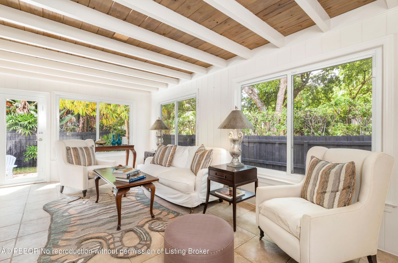 240 Almeria Road, West Palm Beach, FL 33405 Photo