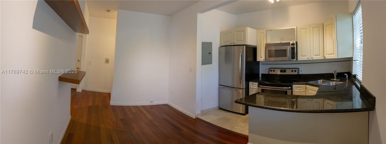 577 NE 62 Street, Unit 2, Miami, FL 33138 Photo