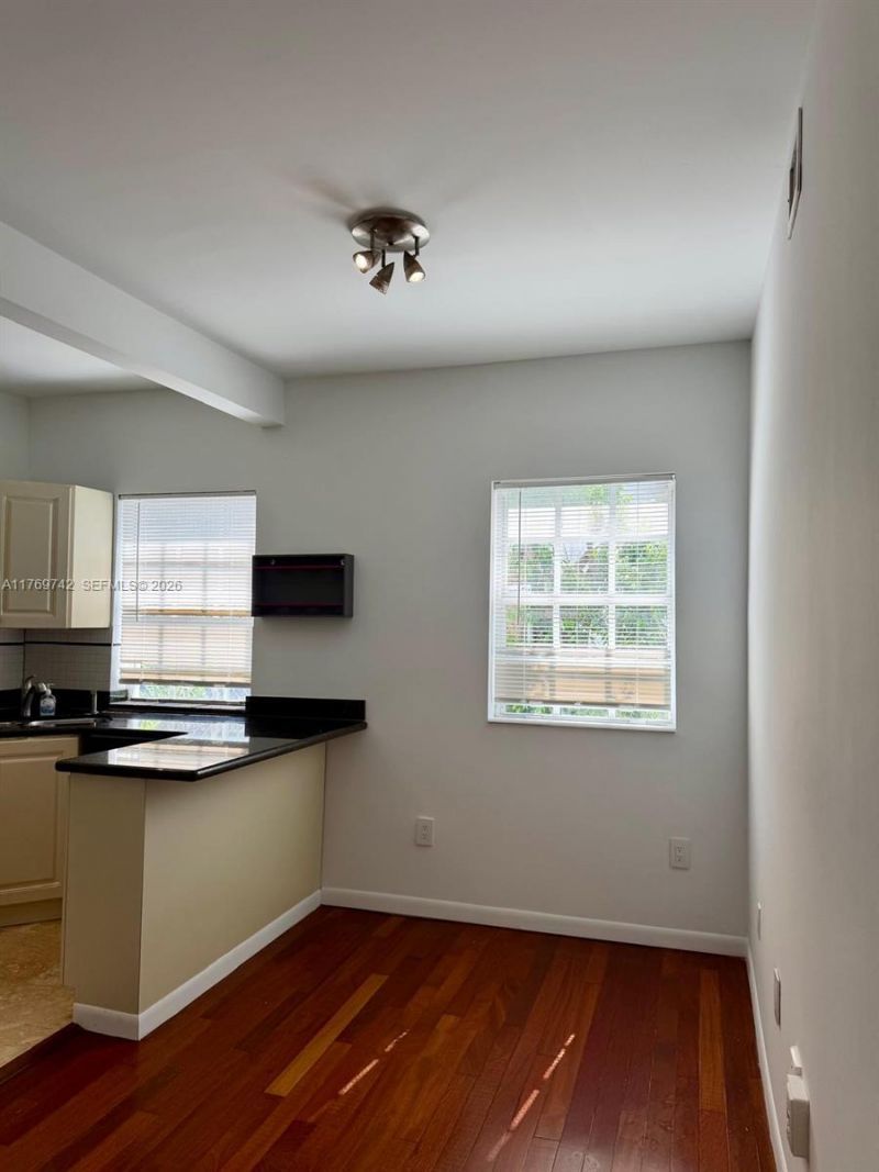 577 NE 62 Street, Unit 2, Miami, FL 33138 Photo