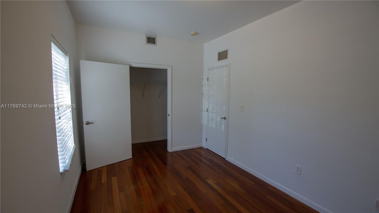 577 NE 62 Street, Unit 2, Miami, FL 33138 Photo