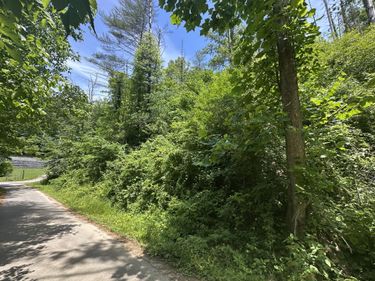 0 KY-302, Van Lear, KY 41265