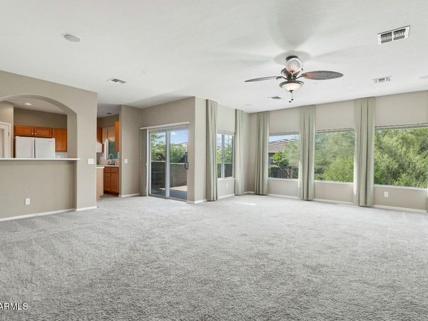 16525 E AVENUE OF THE FOUNTAINS Avenue, Unit 201, Fountain Hills, AZ 85268