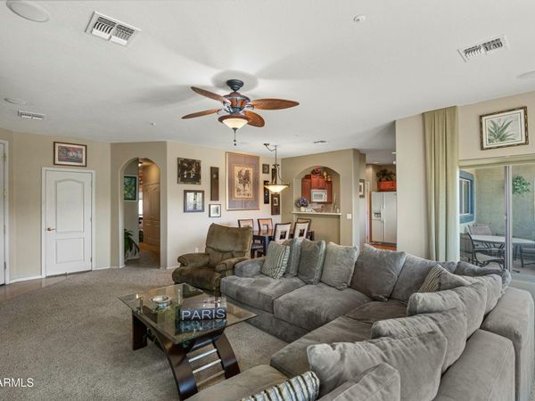 16525 E AVENUE OF THE FOUNTAINS Avenue, Unit 201, Fountain Hills, AZ 85268