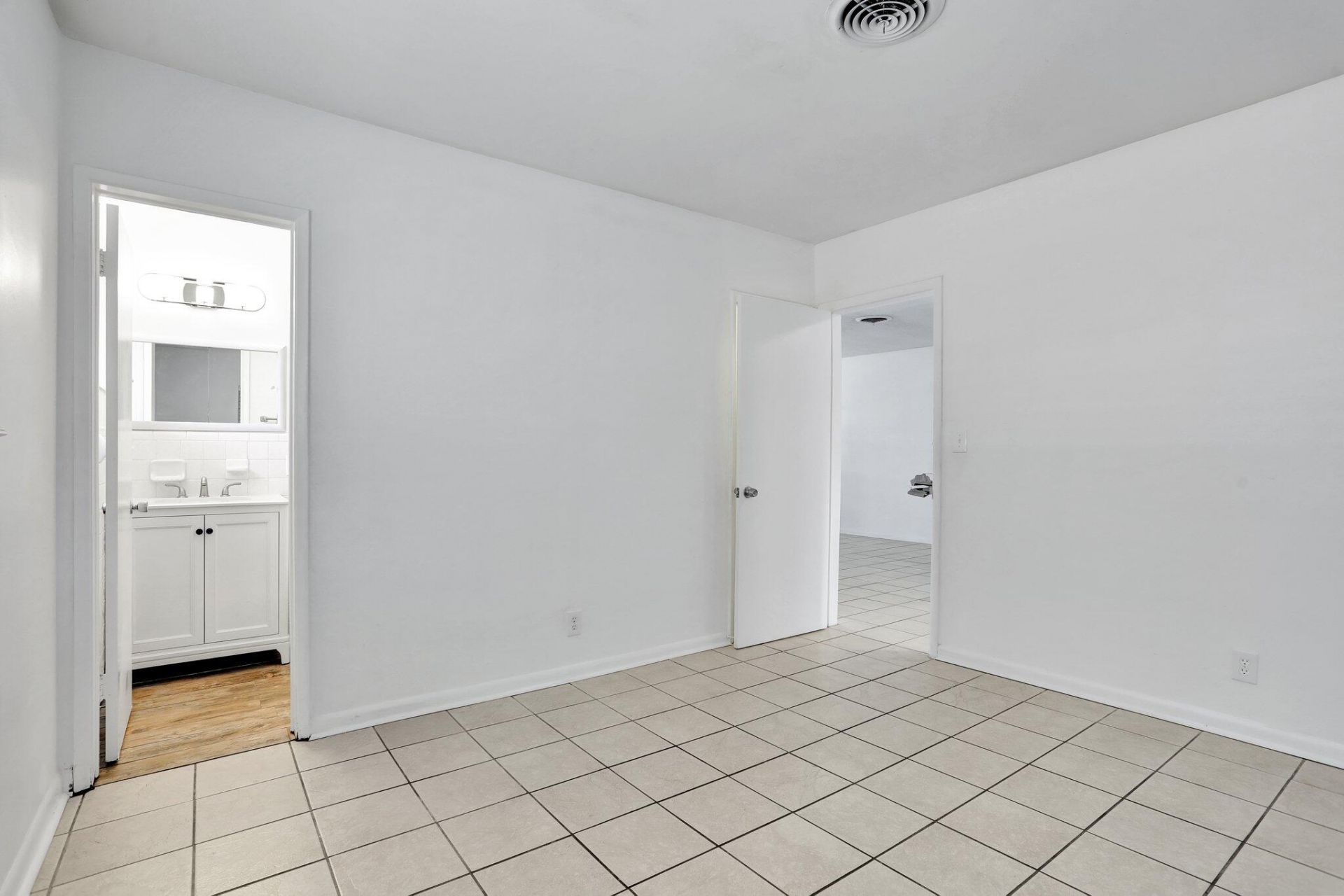 2540-2550 NE 10 Court, Unit 1-2, Pompano Beach, FL 33062 Photo