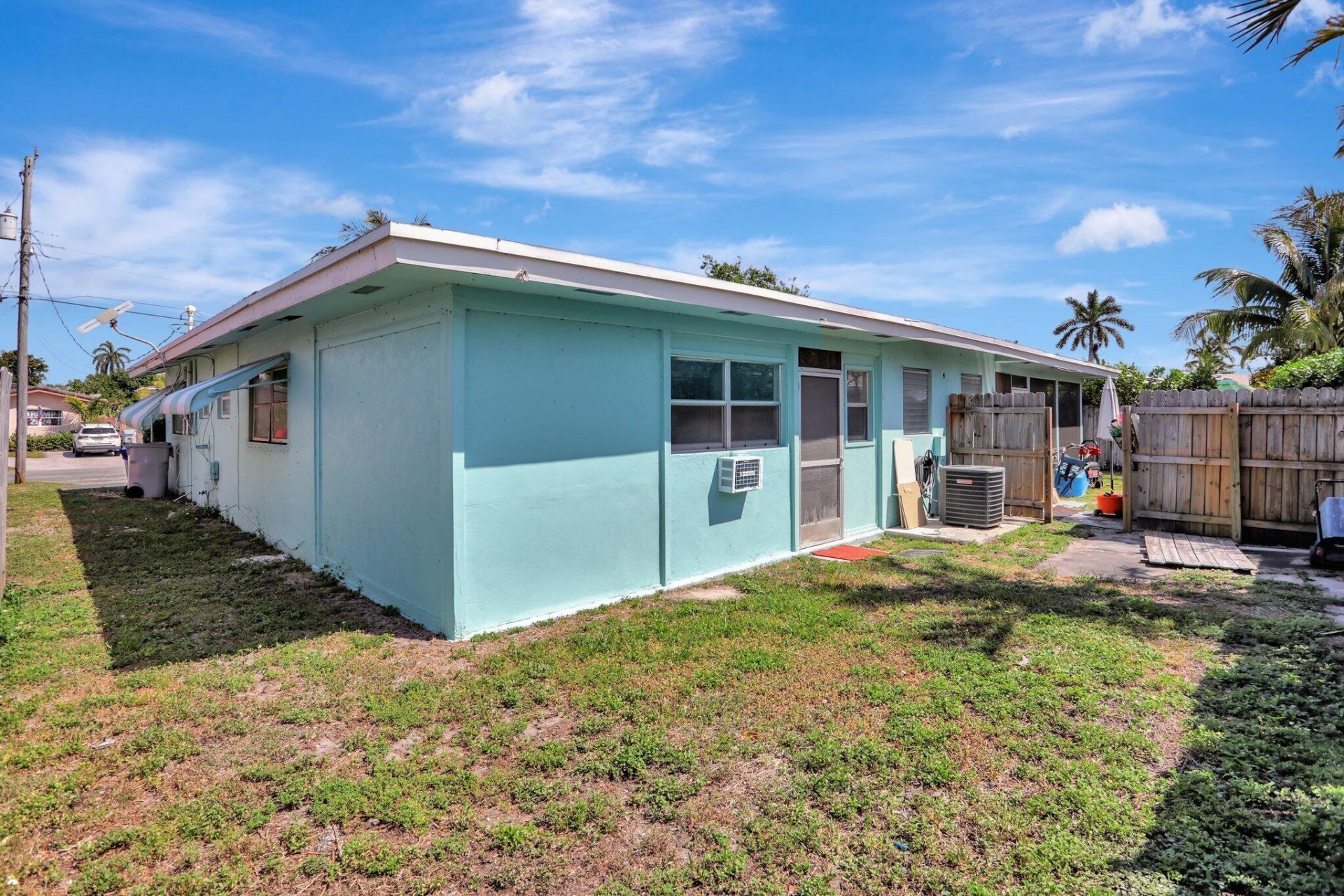 2540-2550 NE 10 Court, Unit 1-2, Pompano Beach, FL 33062 Photo