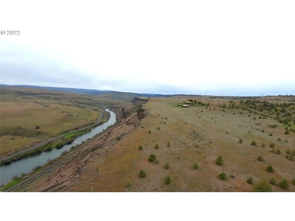 George Jackson Road, Maupin, OR 97037