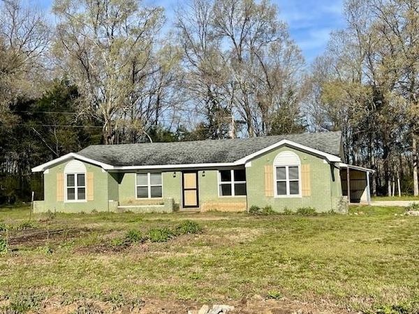 26455 HWY 64 HWY, Unincorporated, TN 38075