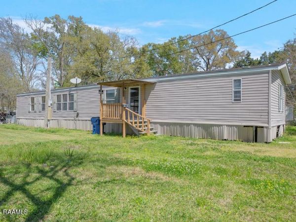 1024 W 4th Street, Crowley, LA 70526