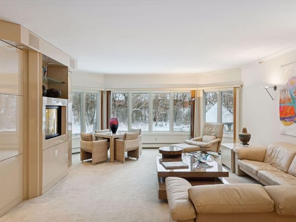 12700 Sherwood Place, Unit 102, Minnetonka, MN 55305