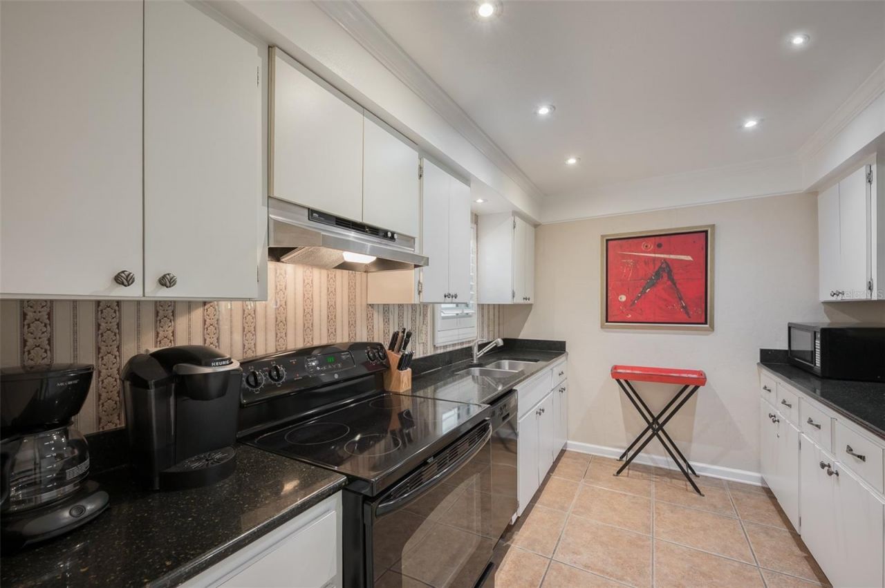 5125 Gulf Of Mexico Drive, Unit 4, Longboat Key, FL 34228 Photo