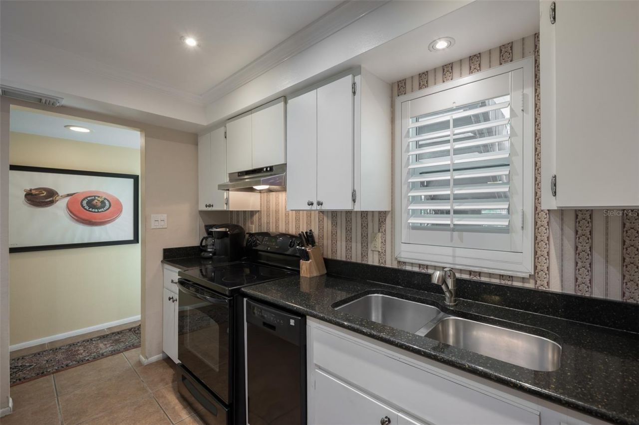 5125 Gulf Of Mexico Drive, Unit 4, Longboat Key, FL 34228 Photo