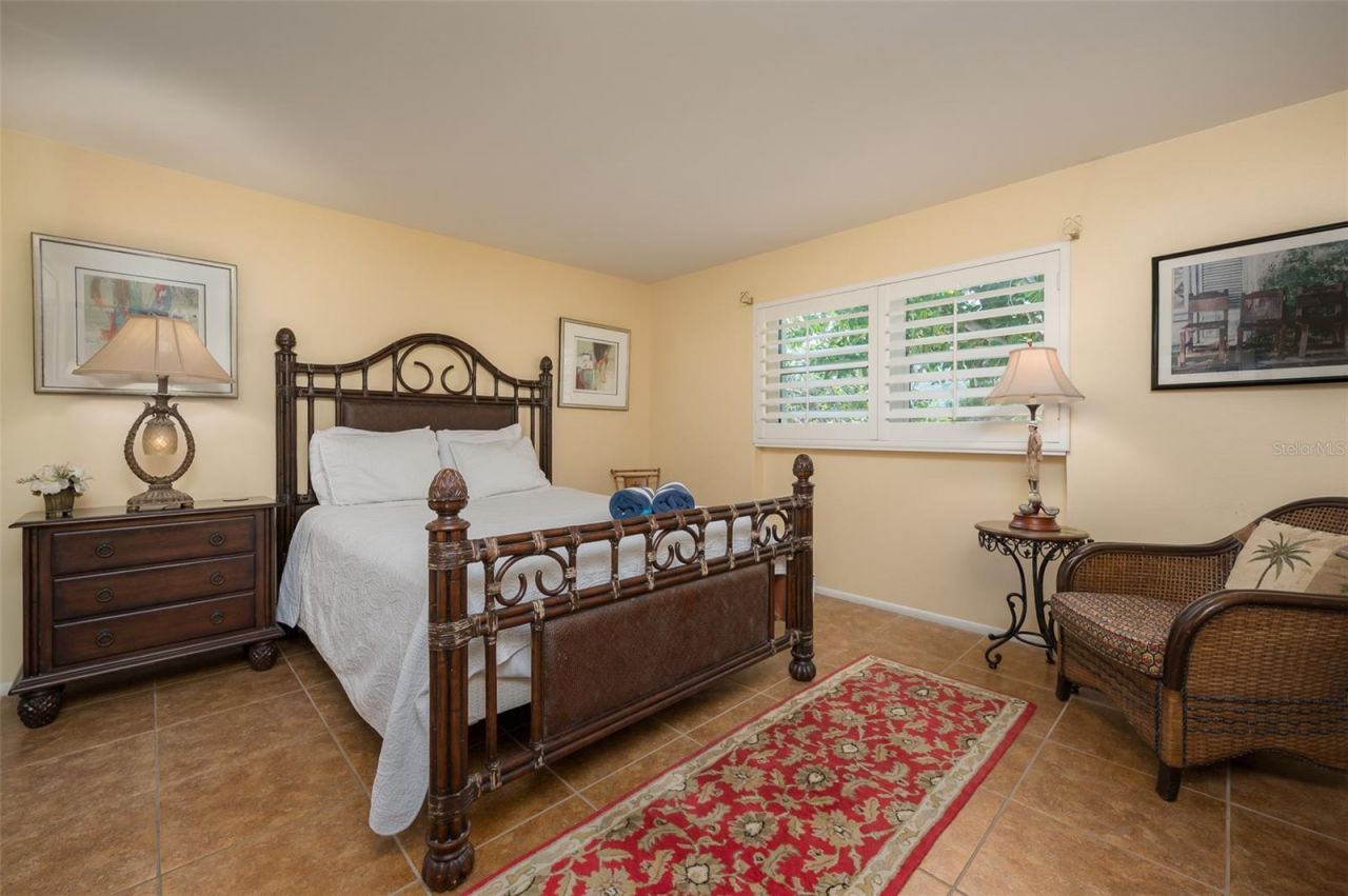 5125 Gulf Of Mexico Drive, Unit 4, Longboat Key, FL 34228 Photo