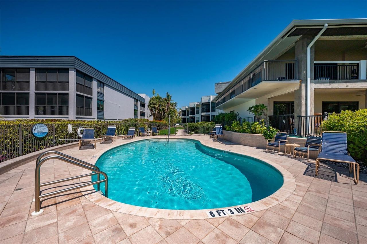 5125 Gulf Of Mexico Drive, Unit 4, Longboat Key, FL 34228 Photo