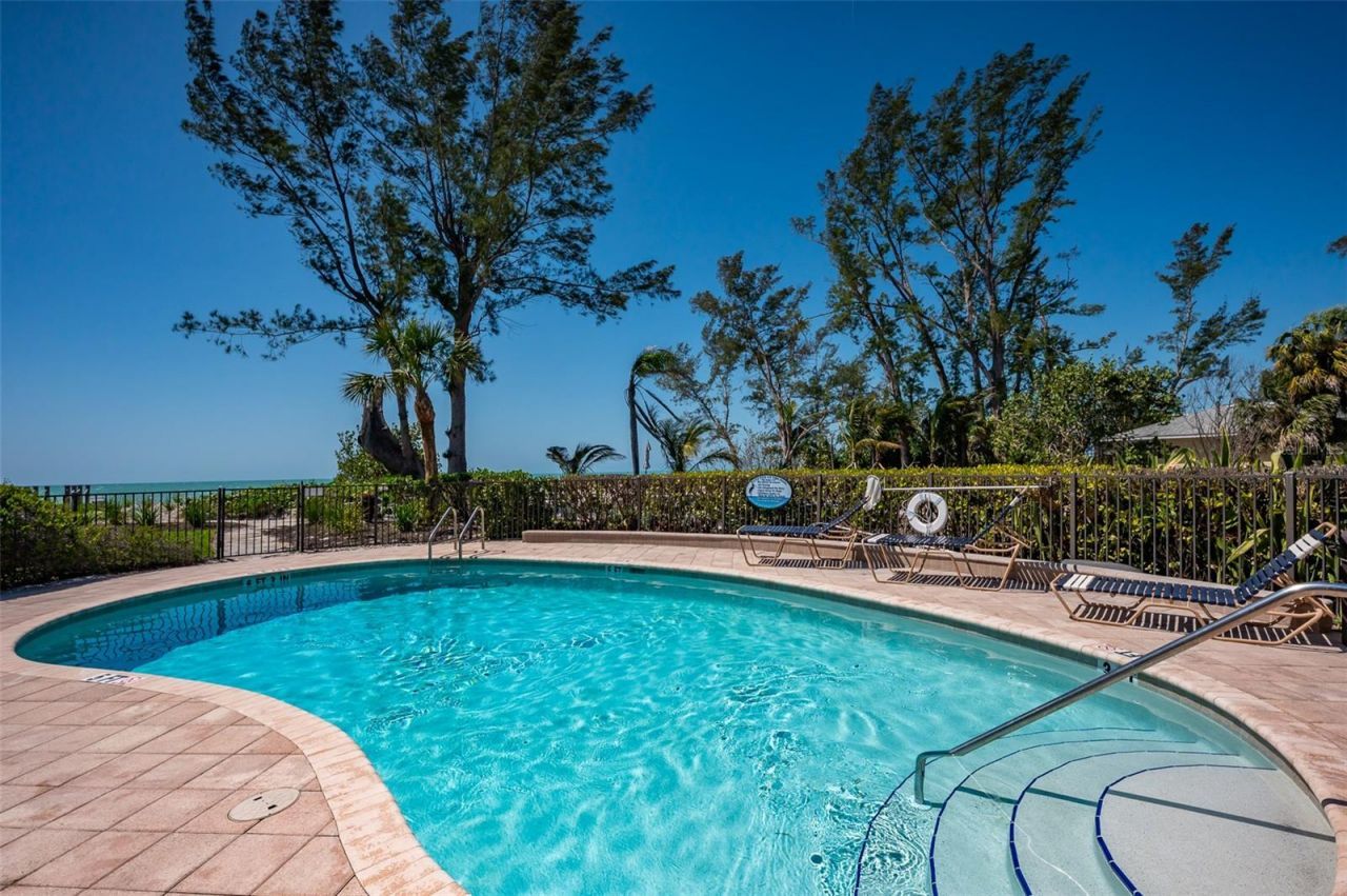 5125 Gulf Of Mexico Drive, Unit 4, Longboat Key, FL 34228 Photo