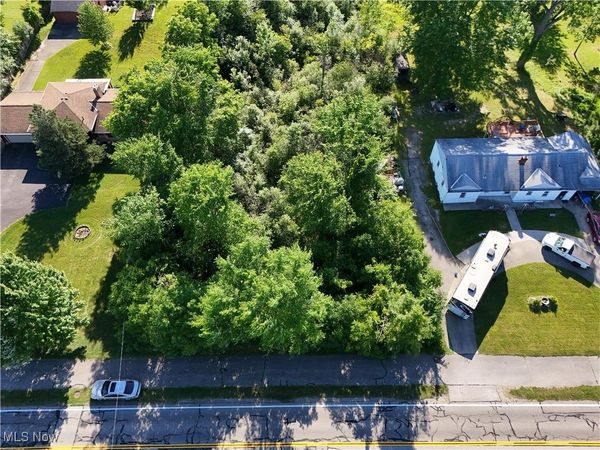 7346 Richmond, Bedford, OH 44146