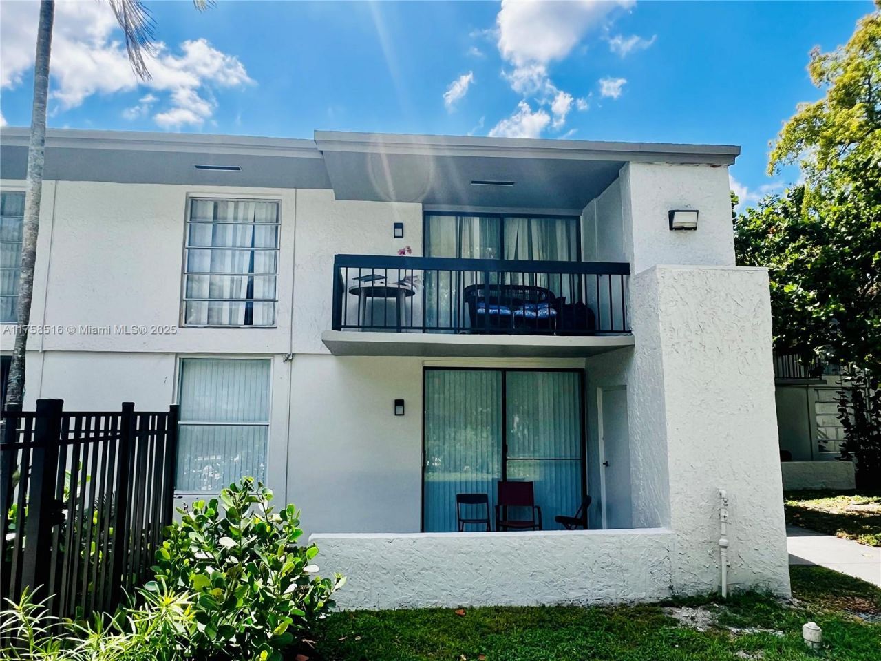 4001 N University Dr, Unit 103, Sunrise, FL 33351 Photo