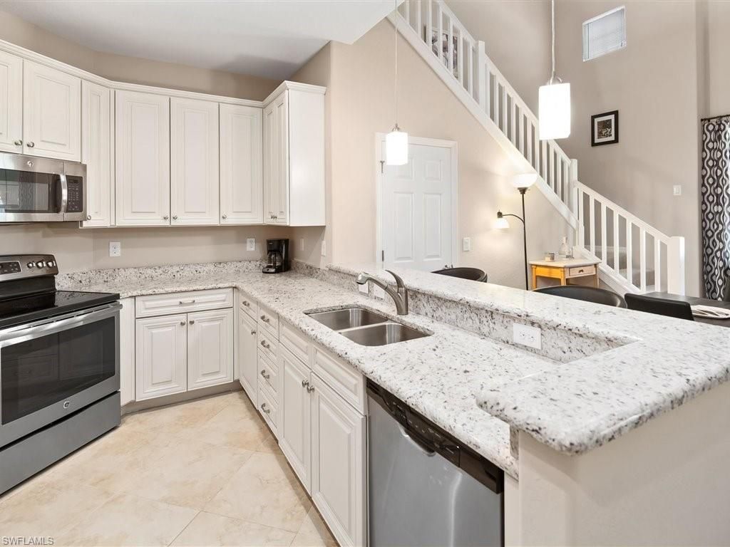 9071 Albion Ln N, Unit 5703, Naples, FL 34113 Photo