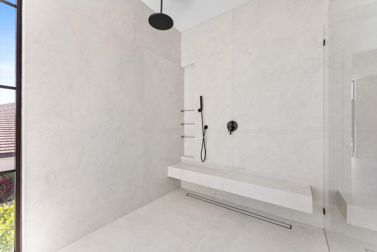 880 NE 3rd Avenue, Boca Raton, FL 33432 Photo